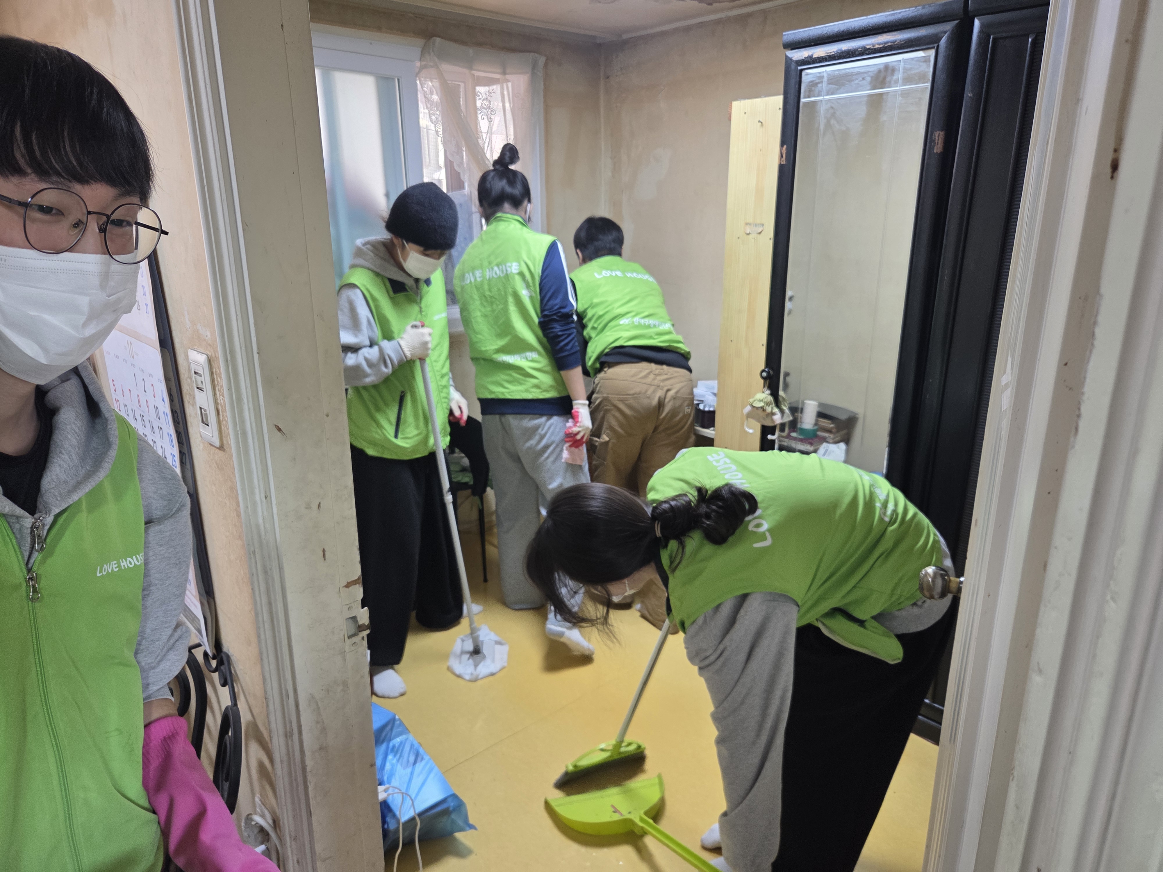 거주환경개선사업 작업 모습 8