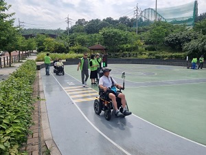 전동보장구 교육 모습 2